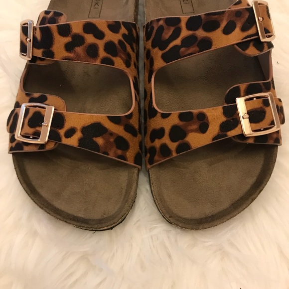 ShopBossyJocey Shoes - 🆕 Leopard Double Buckle Footbed Sandal